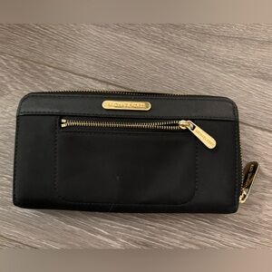 Michael Kors Black and Gold Zip Wallet